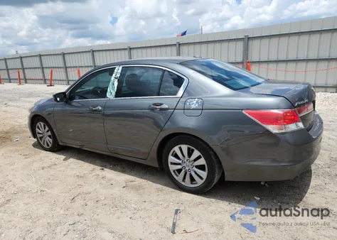 2011 Honda Accord Exl z USA, uszkodzony, nr VIN 1HGCP2F81BA034433